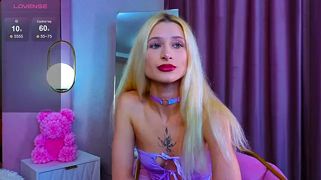 Monica Leen online show from October 30, 6:37 am