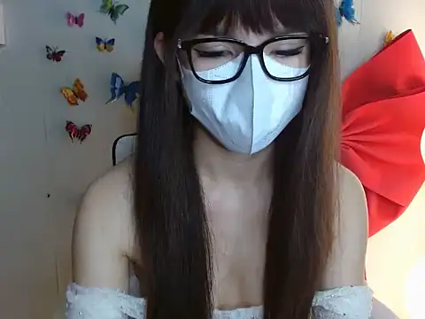 Snapshot of Boobyy-Bae chatting on March 3, 8:53 am Boobyy-Bae online show from March 3, 8:53 am