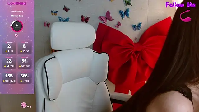Snapshot of Boobyy-Bae chatting on April 23, 4:14 am Boobyy-Bae online show from April 23, 4:14 am