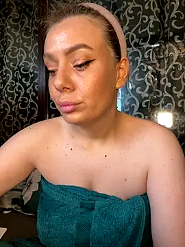 emmasweett11 online show from September 17, 3:35 pm