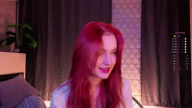 GildedKitten online show from November 6, 6:42 pm