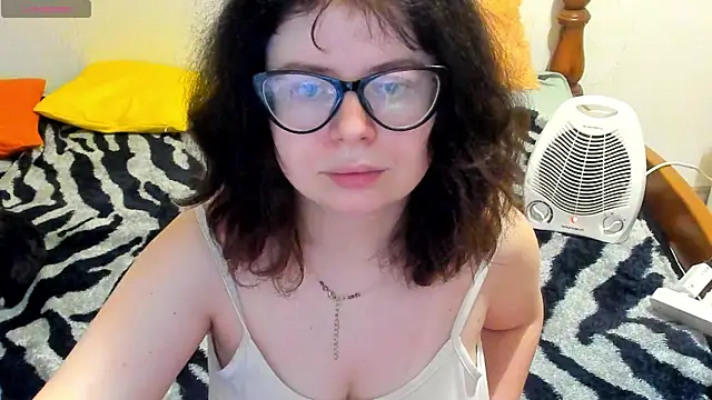 Snapshot of MilisaSweet777 chatting on January 18, 12:53 pm MilisaSweet777 online show from January 18, 12:53 pm