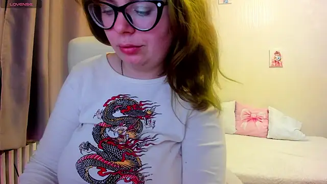 MilisaSweet777 online show from April 17, 8:12 pm