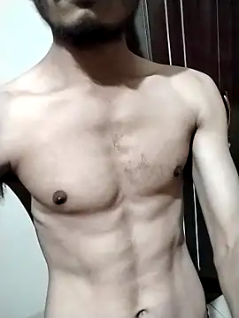 alure0 online show from October 3, 7:00 pm