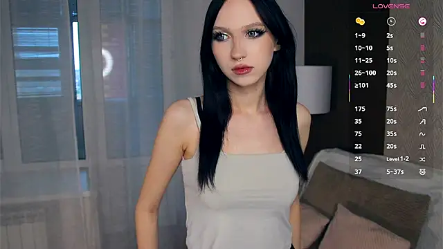Snapshot of MalvinaKroening chatting on September 28, 4:51 am MalvinaKroening online show from September 28, 4:51 am