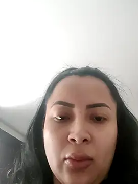 Snapshot of MayteCullen chatting on October 22, 5:45 pm MayteCullen online show from October 22, 5:45 pm
