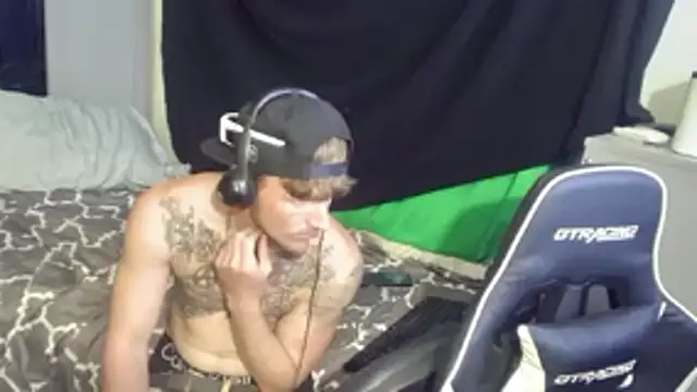 Robbin Bnks online show from November 10, 11:59 pm