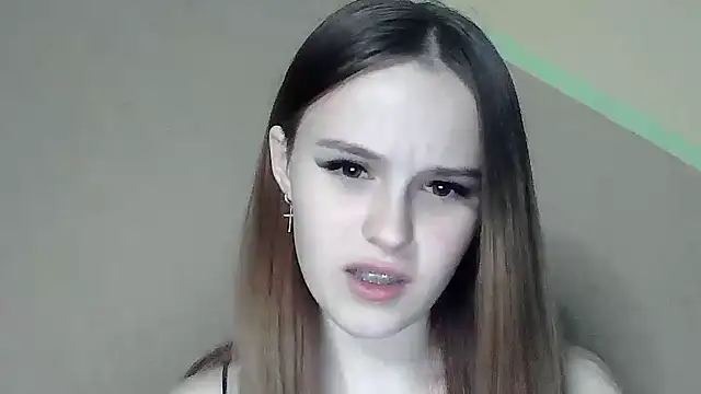 Snapshot of SweetLoraa chatting on September 27, 6:02 pm SweetLoraa online show from September 27, 6:02 pm