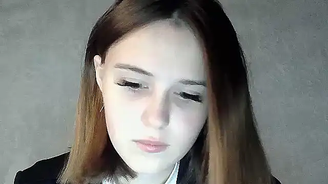 Snapshot of SweetLoraa chatting on October 5, 5:00 pm SweetLoraa online show from October 5, 5:00 pm