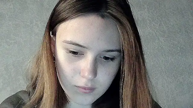 Snapshot of SweetLoraa chatting on October 15, 2:50 pm SweetLoraa online show from October 15, 2:50 pm