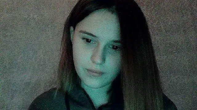 Snapshot of SweetLoraa chatting on October 24, 9:11 pm SweetLoraa online show from October 24, 9:11 pm