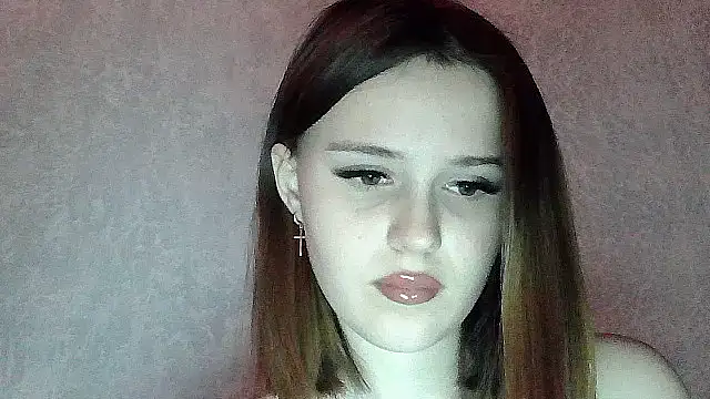 Snapshot of SweetLoraa chatting on November 8, 1:55 pm SweetLoraa online show from November 8, 1:55 pm