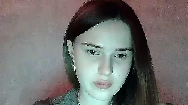 Snapshot of SweetLoraa chatting on November 17, 4:13 pm SweetLoraa online show from November 17, 4:13 pm