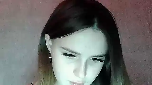 Snapshot of SweetLoraa chatting on November 29, 9:18 pm SweetLoraa online show from November 29, 9:18 pm