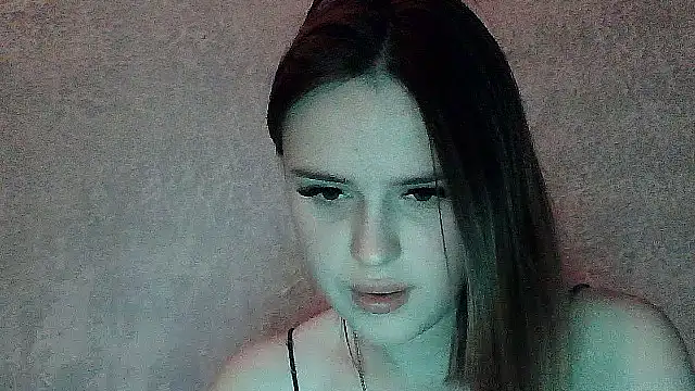 Snapshot of SweetLoraa chatting on November 30, 4:44 pm SweetLoraa online show from November 30, 4:44 pm