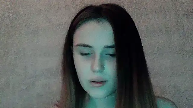 Snapshot of SweetLoraa chatting on March 11, 8:15 pm SweetLoraa online show from March 11, 8:15 pm