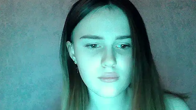 Snapshot of SweetLoraa chatting on March 12, 4:46 pm SweetLoraa online show from March 12, 4:46 pm