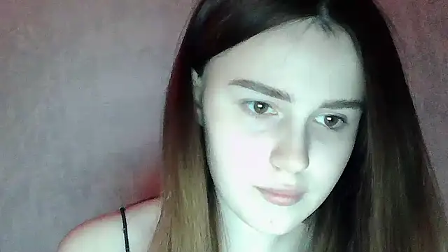 Snapshot of SweetLoraa chatting on March 16, 6:12 pm SweetLoraa online show from March 16, 6:12 pm