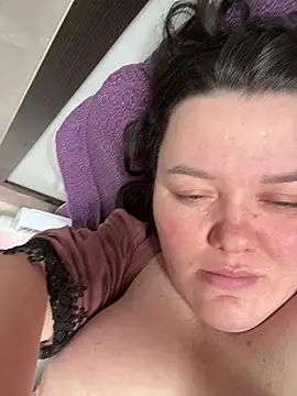 SunnyLeila2101 online show from February 11, 11:48 am