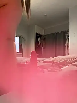 Snapshot of sexyBrunettex1 chatting on February 1, 10:08 pm sexyBrunettex1 online show from February 1, 10:08 pm