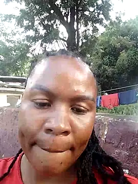 Snapshot of _bev chatting on February 22, 3:32 pm bev online show from February 22, 3:32 pm