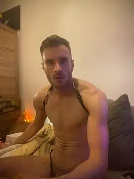 sexbooy27 online show from July 15, 1:11 am
