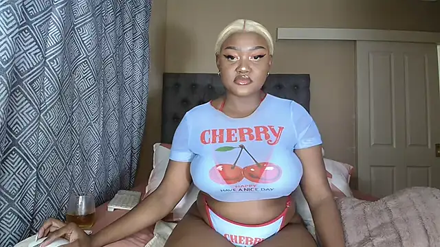 nanababe1 online show from March 8, 11:14 am