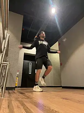 ArturoCardona  online show from February 9, 10:52 am