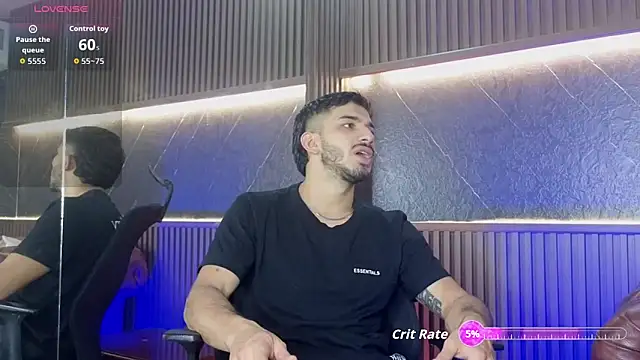 ArturoCardona  online show from February 19, 8:49 pm