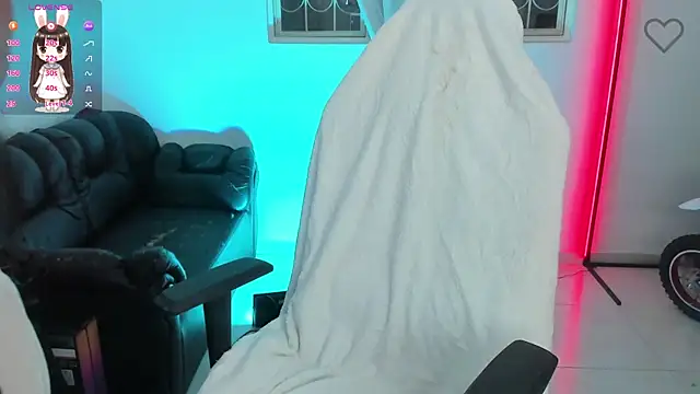 Aishelyng online show from September 30, 10:37 pm