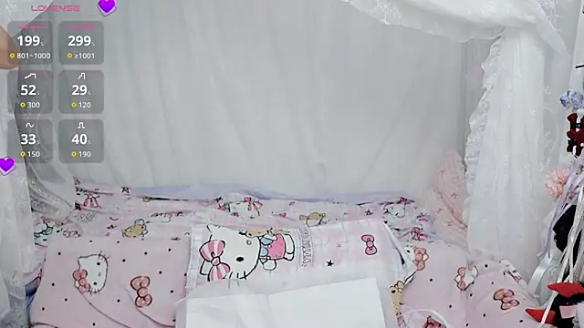 9aunatiis online show from April 17, 6:00 pm