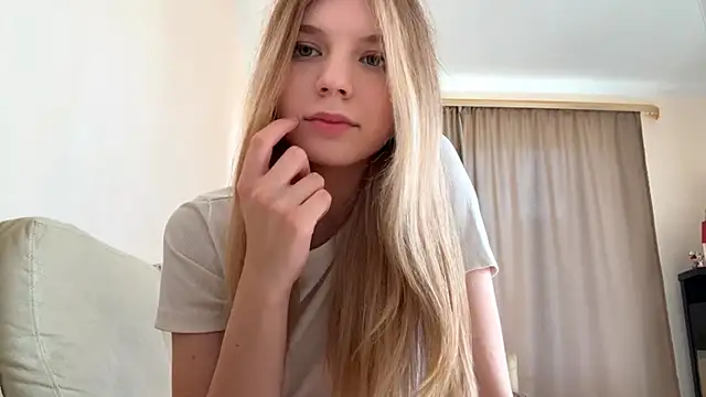 FruityXo online show from October 8, 11:30 am