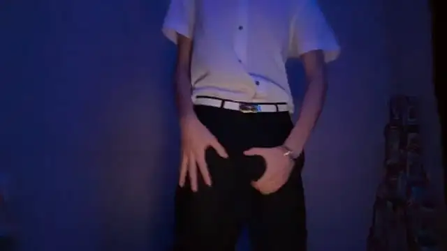 holydirt luxeno1 online show from December 19, 1:51 pm