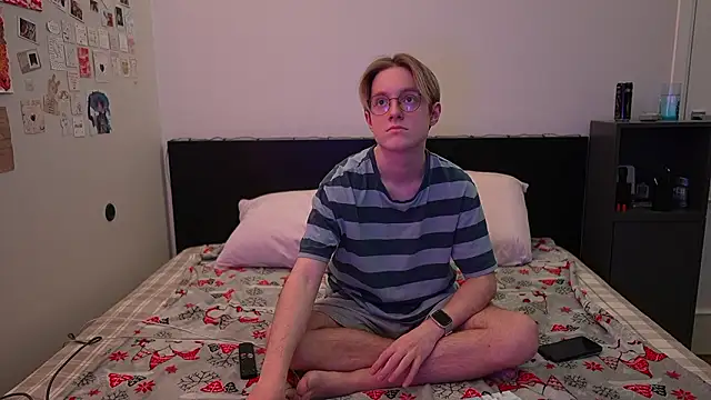 Snapshot of Serxyi chatting on February 14, 1:08 pm Serxyi online show from February 14, 1:08 pm