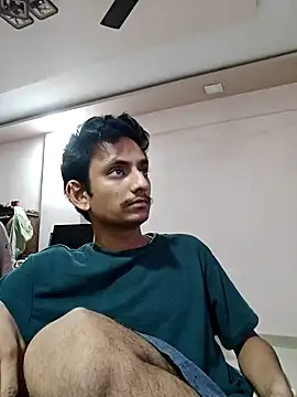 Snapshot of yung_cplz chatting on September 13, 5:35 pm yung cplz online show from September 13, 5:35 pm