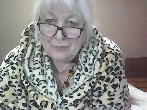 Alexia64231 online show from October 2, 3:13 am