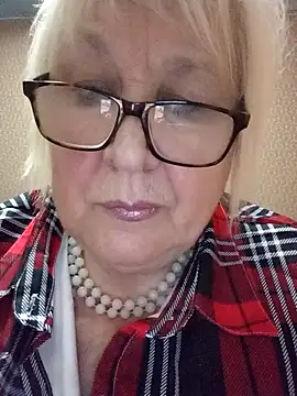 Alexia64231 online show from November 5, 3:45 pm