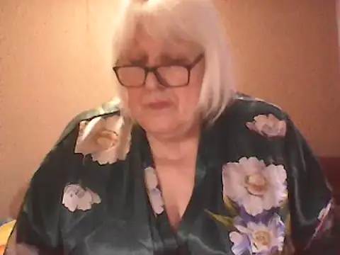 Alexia64231 online show from March 21, 8:19 am