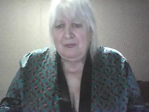 Alexia64231 online show from April 17, 1:25 pm