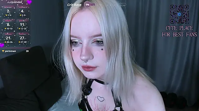 godlikegirlyy online show from February 22, 4:05 pm