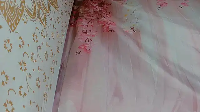 Snapshot of Barbie-Pink chatting on March 12, 4:46 pm Barbie-Pink online show from March 12, 4:46 pm