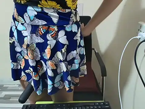 Sexy clever18xx online show from May 29, 3:26 am