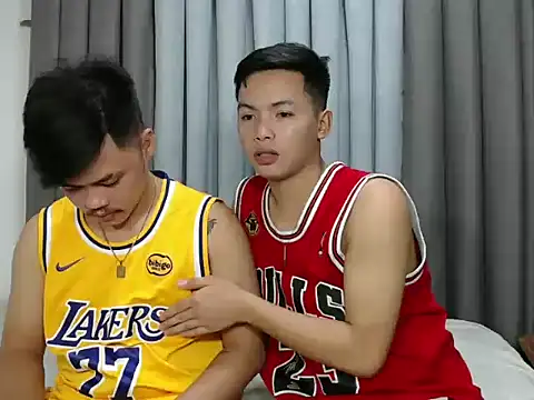 hot emman online show from October 27, 11:03 am