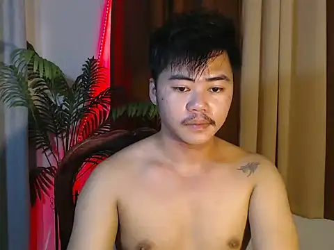 hot emman online show from June 16, 2:14 am