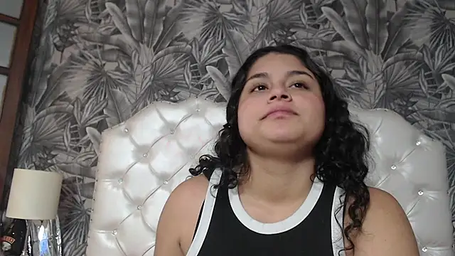 RylieRoss online show from January 15, 12:43 pm