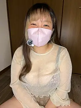 Snapshot of ichika_muu chatting on October 23, 10:47 am ichika muu online show from October 23, 10:47 am