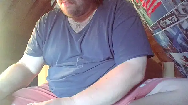 Snapshot of chubbyDavid1998 chatting on April 24, 12:51 pm chubbyDavid1998 online show from April 24, 12:51 pm