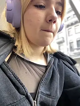 Cherry   Blossom online show from October 18, 10:05 am