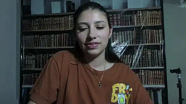 Snapshot of AriaBliss- chatting on September 23, 10:18 am AriaBliss- online show from September 23, 10:18 am