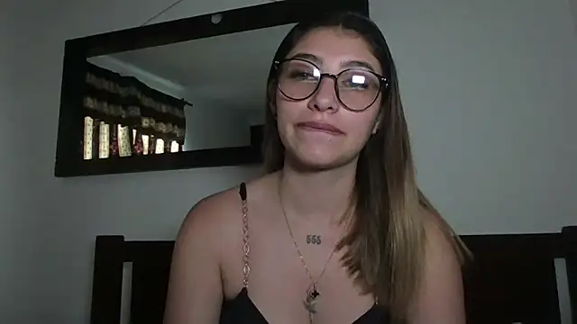 AriaBliss- online show from May 19, 7:09 pm